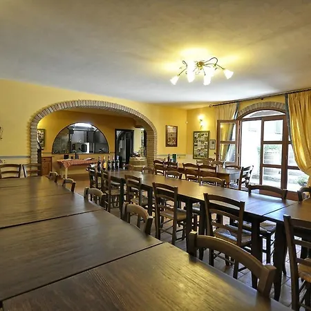 Vernazzano Basso Sleeps 6 T241021 Appartement *